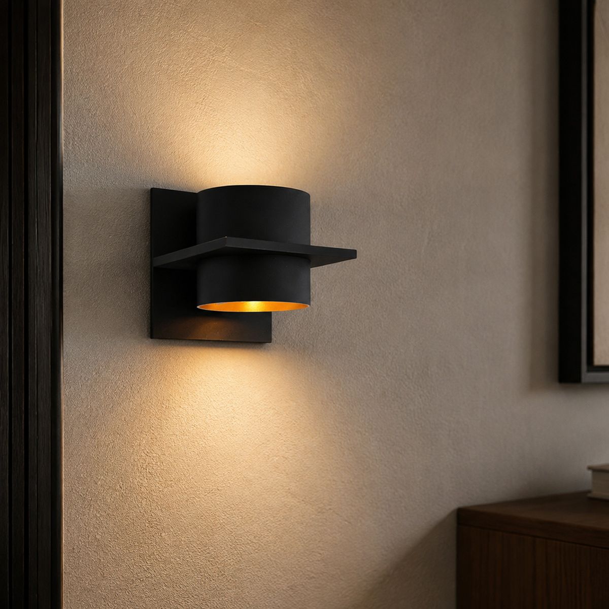 Wandlamp Muro 3366ZW Zwart – G9 LED wandlamp met gouden binnenkant - Afbeelding 2