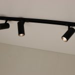 Spanningsrail 100cm kokerspot Madrid drie lichts zwart