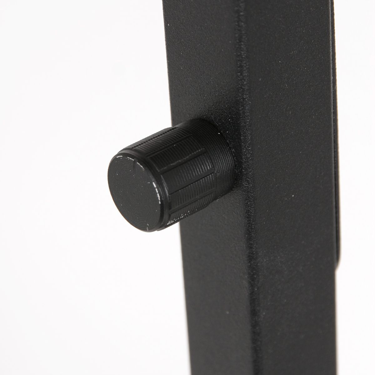 Zwarte vloerlamp Stang 3706ZW met schakelaar en naturel gras kap - Afbeelding 4