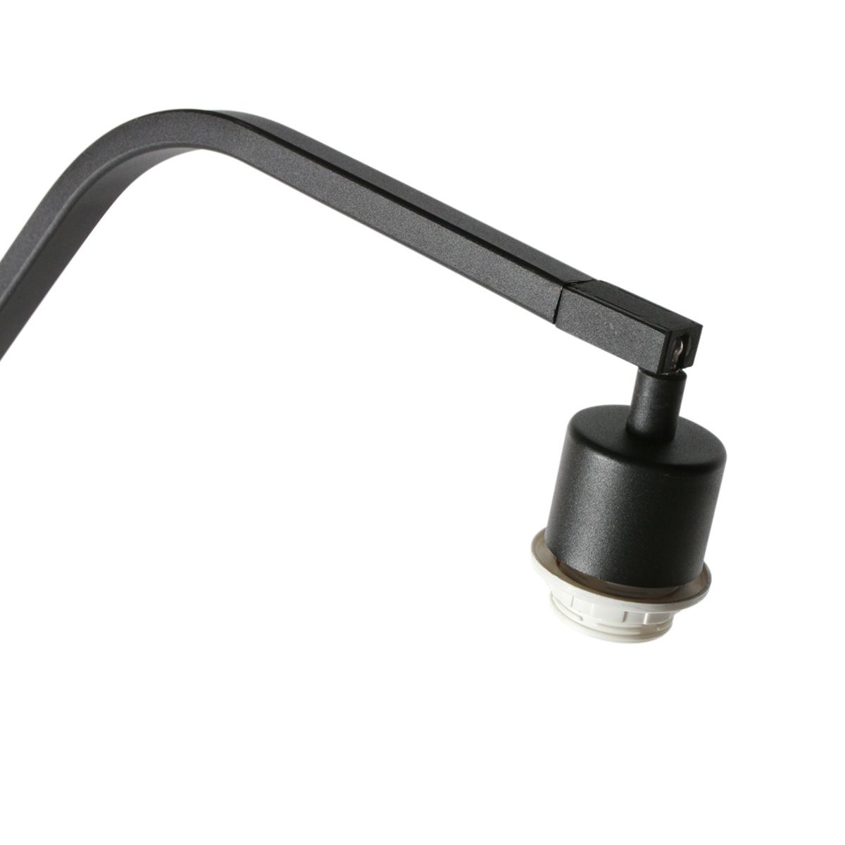 Zwarte Vloerlamp Zig-Zag met Naturelkleurige Bamboe Kap - Afbeelding 10
