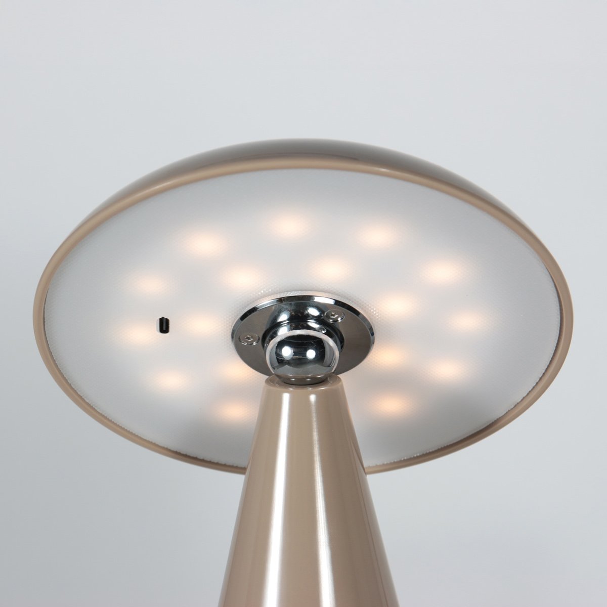 Tafellamp Mush 4856B - bruine oplaadbare sfeerlamp met glans - Afbeelding 4